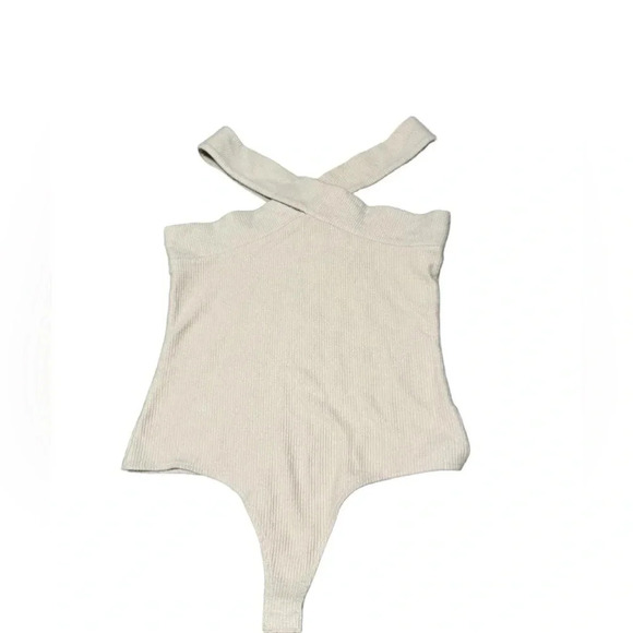 🤍 BB Dakota ‘Top Floor’ Cross-Halter Bodysuit Sweater in Cream 🤍 - Picture 2 of 3